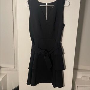 REINAH. Tiered sleeveless black dress.
